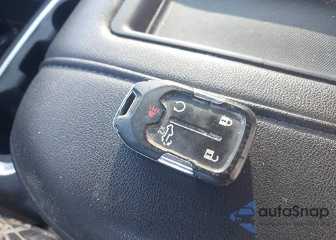 2021 GMC Sierra 1500 4Wd Short Box Elevation from USA, damaged, VIN 3GTU9CED2MG344693